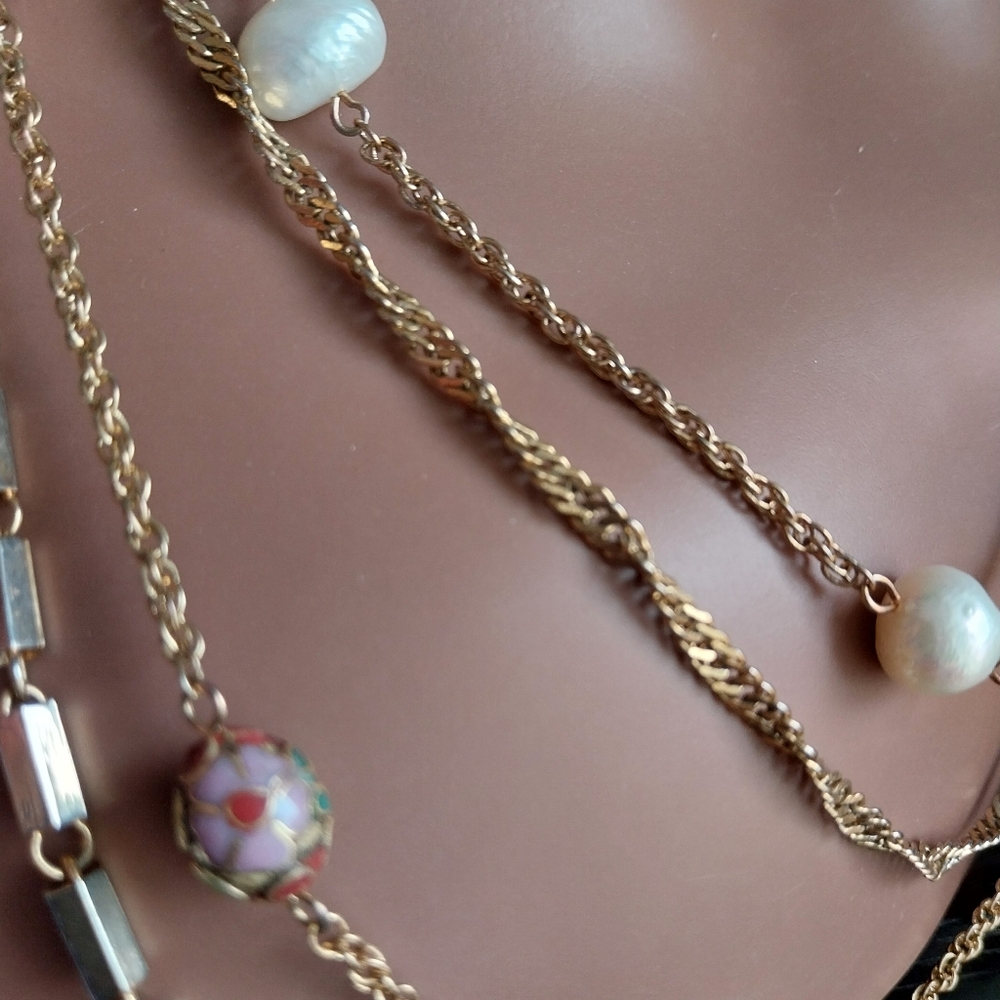 Multi-Layered Gold & Pearl Necklace - Picture 5 of 13